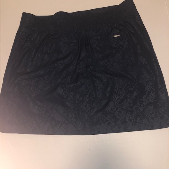 Orvis Ladies Skort size Large - Picture 2 of 4